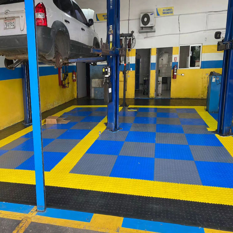 PVC Garage Interlocking Flooring- Orange Peel Pattern